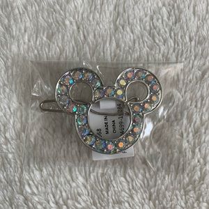 New Disneyland Bibbidi Bobbidi Boutique hair clip!